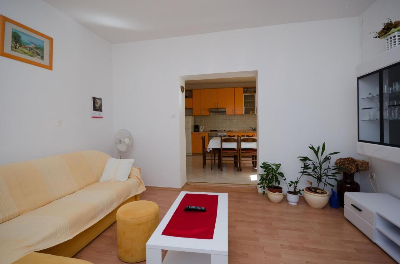 Apartment Ruza Lopar Ngoại thất bức ảnh
