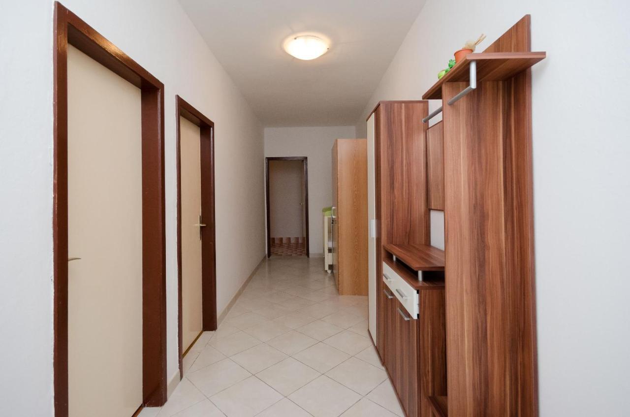 Apartment Ruza Lopar Ngoại thất bức ảnh